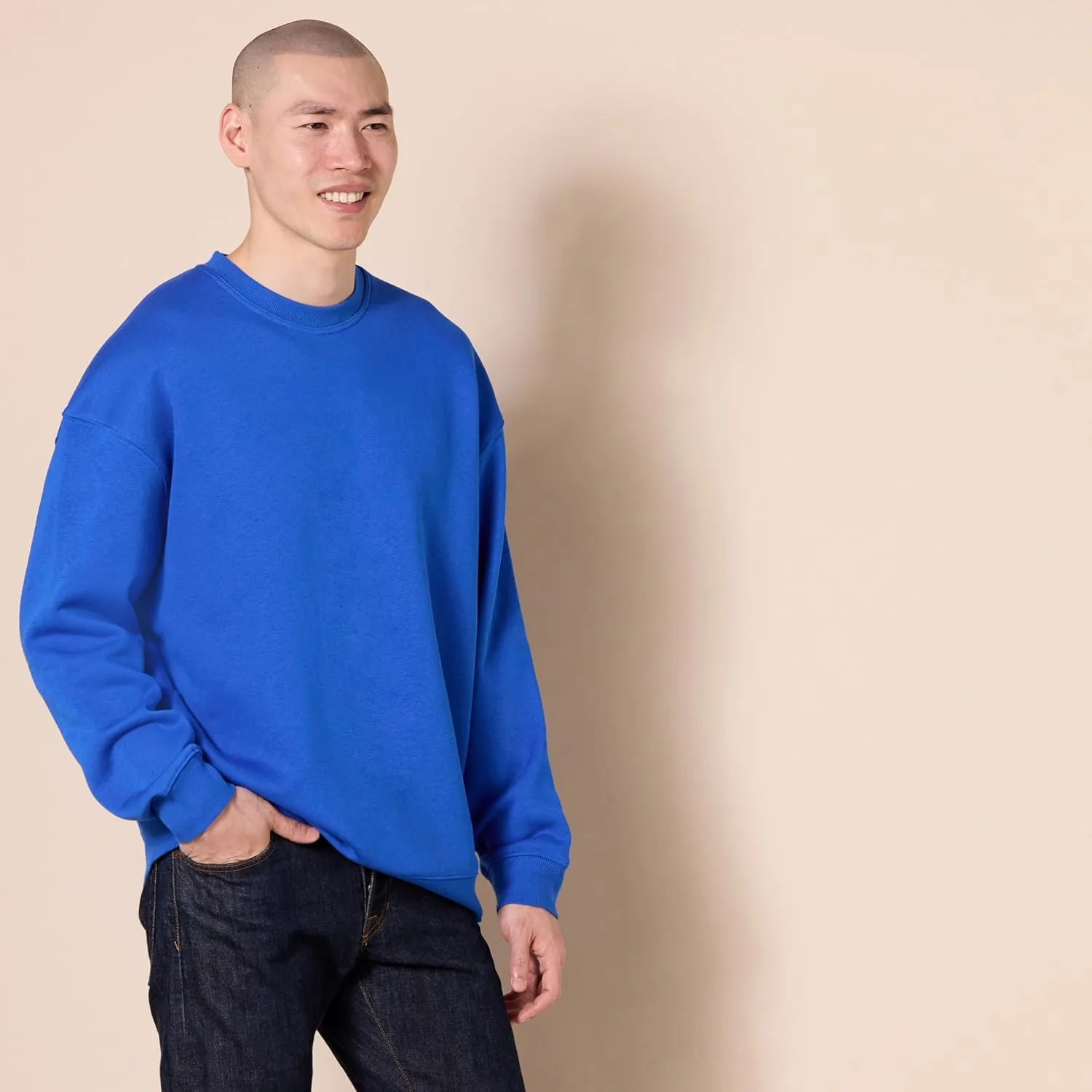 Amazon Essentials Men's Oversized-Fit Crewneck Sweatshirt (Available in Big & Tall)